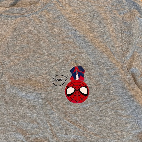 MARVEL Spider-Man Grey Tee Size Large - Picture 2 of 4